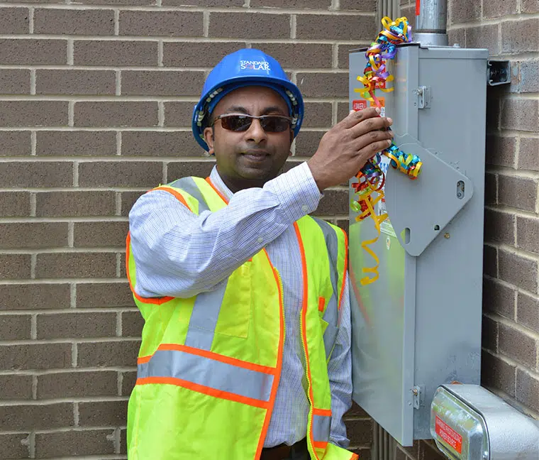 Electrical Worker